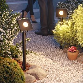 LED Gartenstrahler Wega mit Erdspieß und 40cm Sockel für außen, schwarz, 28,005W, 2361lm, warm-weiß
